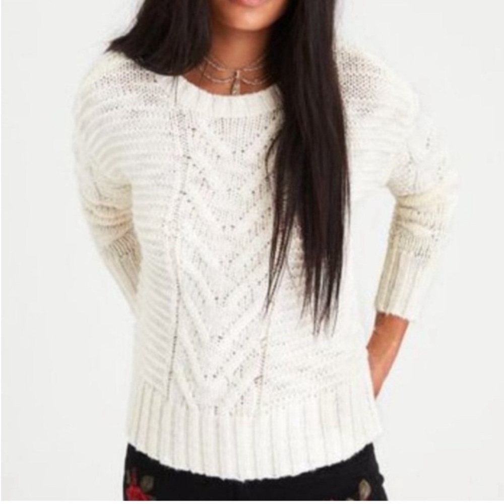 American Eagle sweater Cream Cable Knit‎ Large Cableknit Fisherman abercrombie